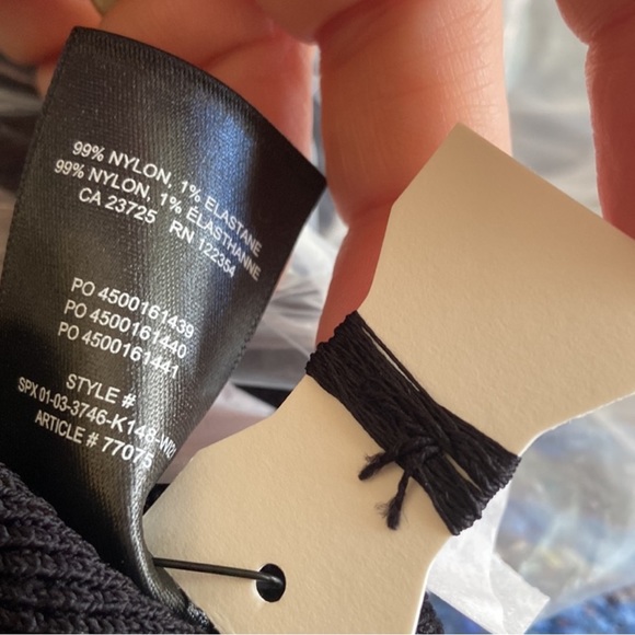 NWT Babaton Sculpt Knit Criss Cross Cropped Tank - Picture 4 of 4